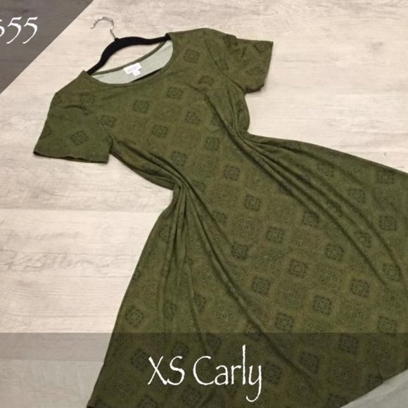 Lularoe CARLY Swing Dress Size XS~ NEW with Tags - Picture 1 of 1